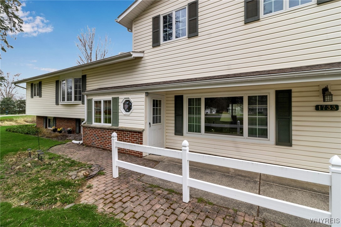 1733 Saint Charles Place #S, Marilla, New York image 5