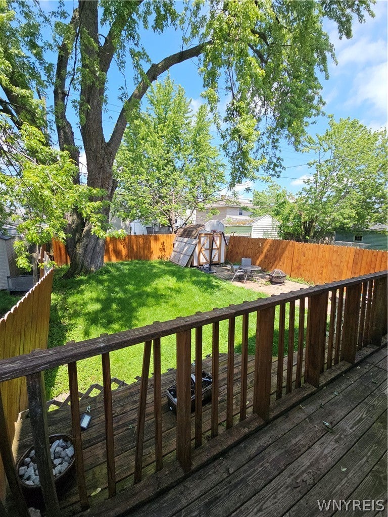 387 W Hazeltine Avenue