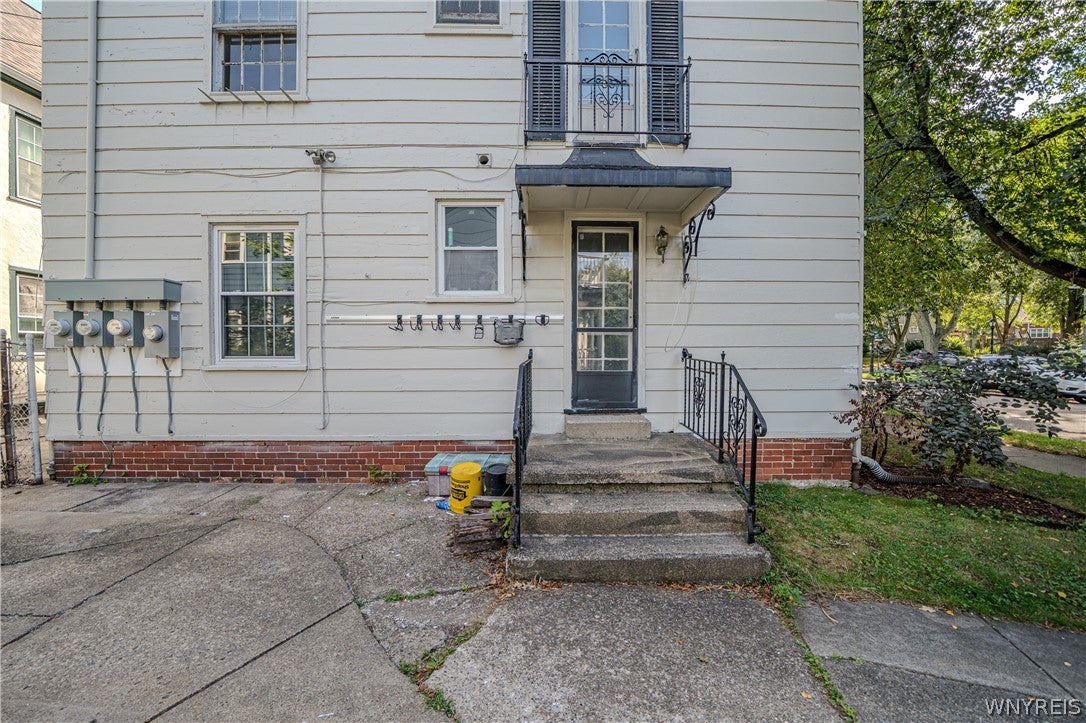 346 Woodward Avenue