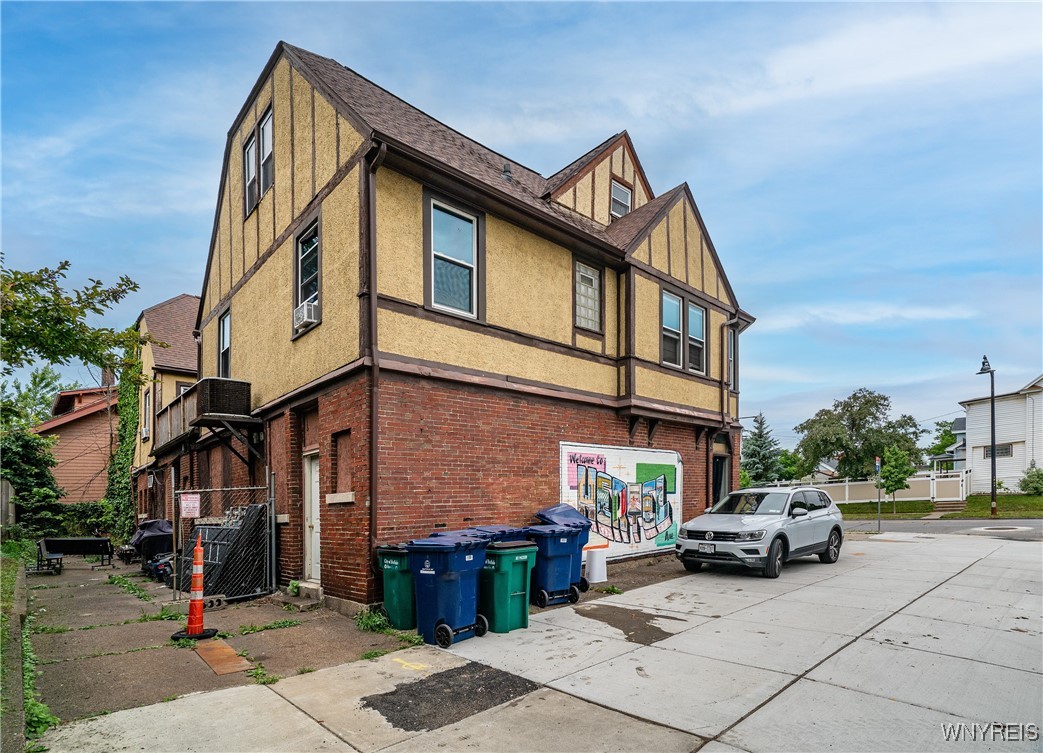 1781 Hertel Avenue
