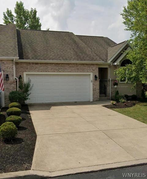 Photo of 269 White Oak TER, Grand Island, NY 14072 (MLS # B1709352)