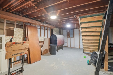 Tiny photo for 512 Parkside Place, Porter, NY 14174 (MLS # B1708999)