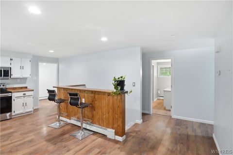 Tiny photo for 512 Parkside Place, Porter, NY 14174 (MLS # B1708999)