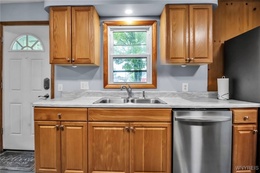 5 Mapleview Road, Cheektowaga, New York image 16