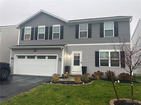 Photo of 113 Winterbrook Drive, Amherst, NY 14228 (MLS # B1652765)