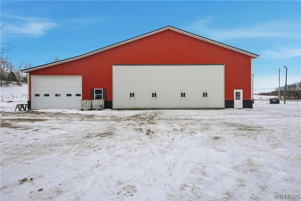 Photo of 3370 Stannard Road, Alexander, NY 14005 (MLS # B1661623)