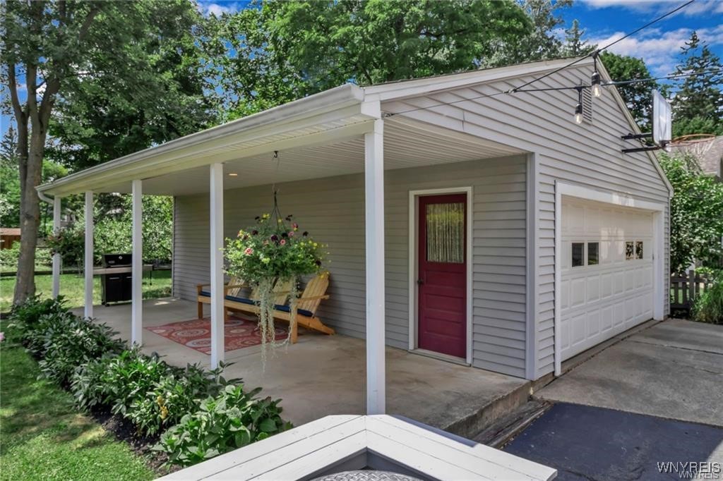 301 Oakwood Avenue, Aurora, New York image 50