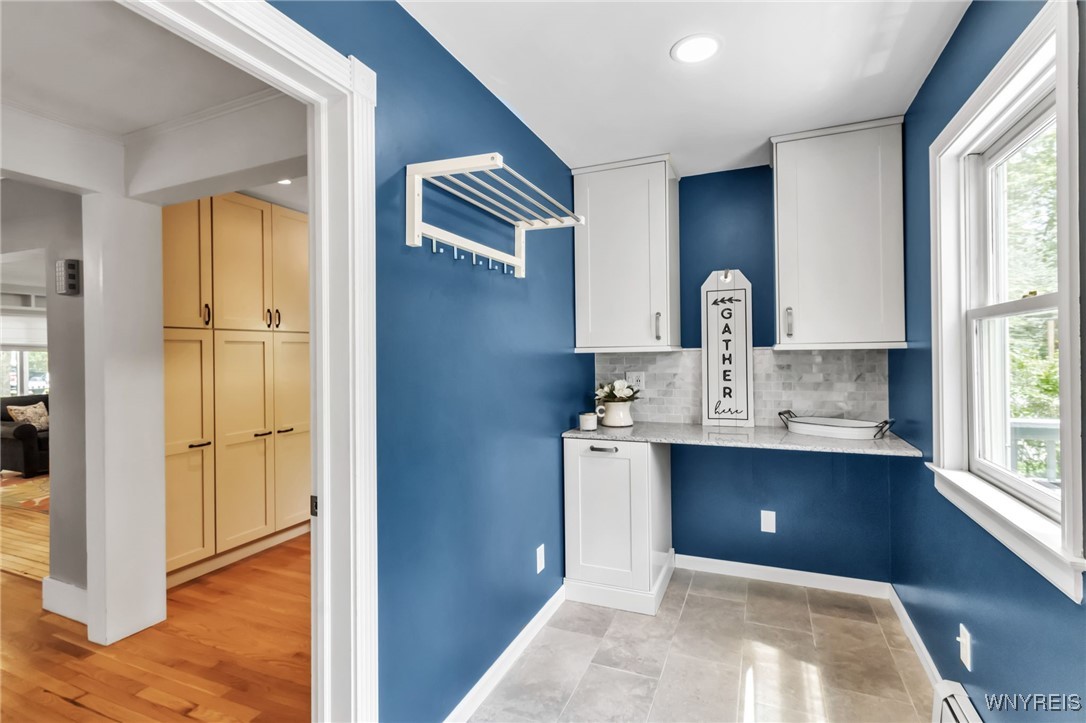 301 Oakwood Avenue, Aurora, New York image 19