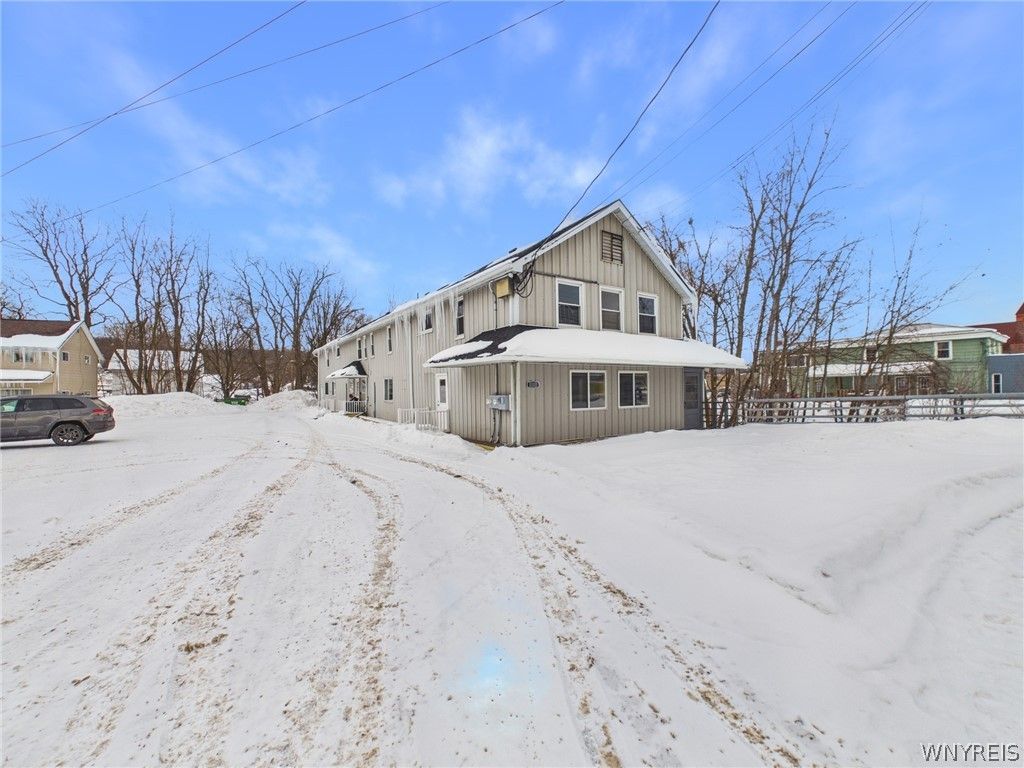 Photo of 121 S Main Street, Warsaw, NY 14569 (MLS # B1662005)