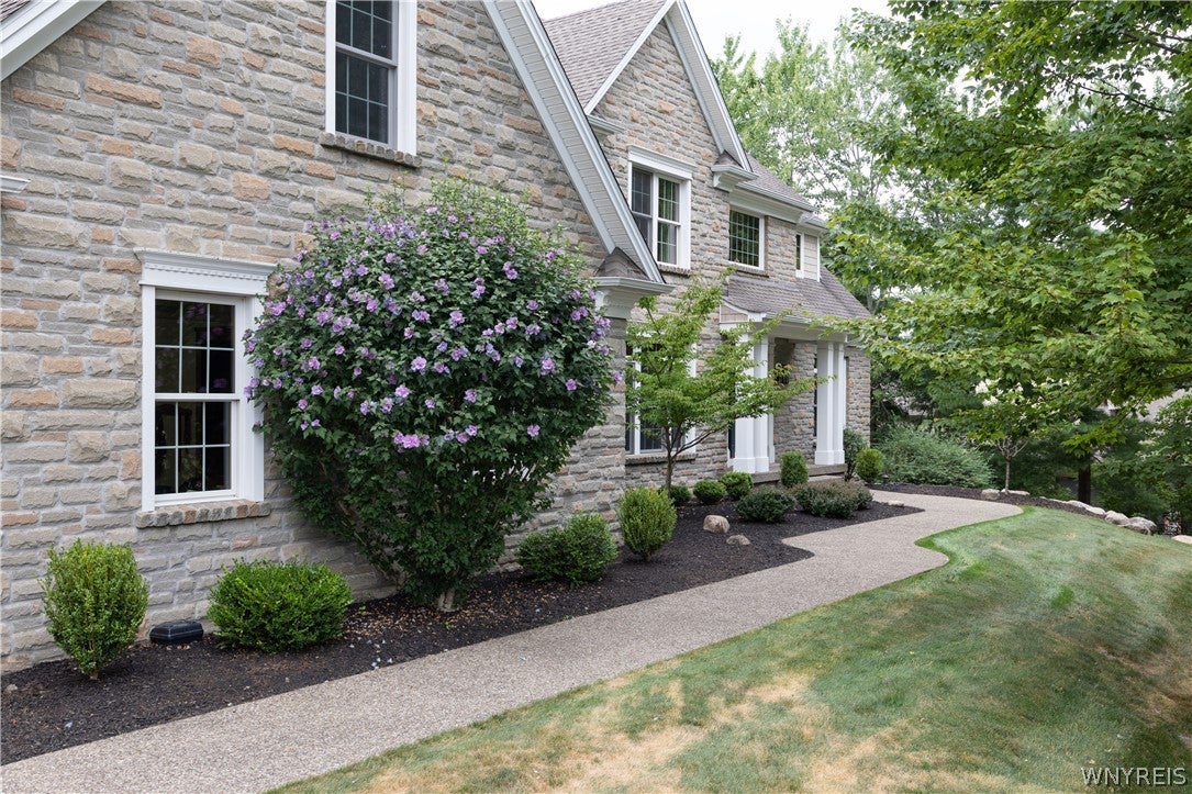 55 Grand View Trail