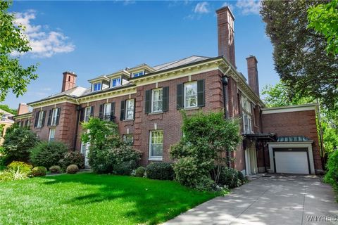 Photo of 180 Bryant Street, Buffalo, NY 14222 (MLS # B1635589)