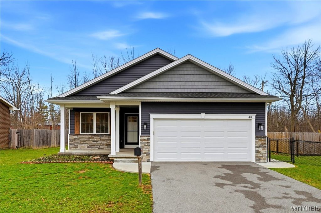 Photo of 48 Ivy Way, Lancaster, NY 14086 (MLS # B1666255)