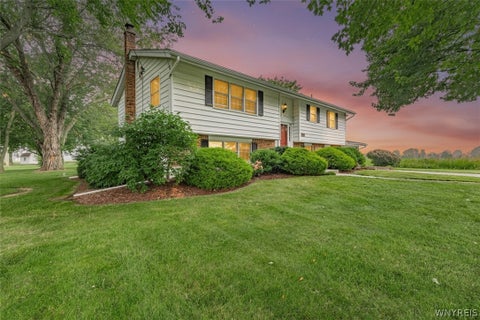 Tiny photo for 5500 Keck Road, Lockport Town, NY 14094 (MLS # B1702356)