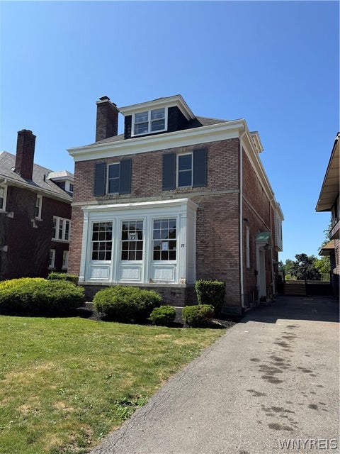 Apartment For Rent - 77 W Humboldt Parkway #B<br/> Buffalo, NY 14214