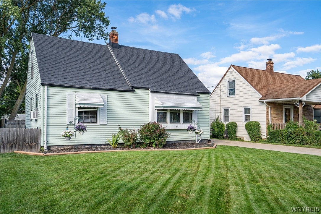 38 Old Colony Avenue