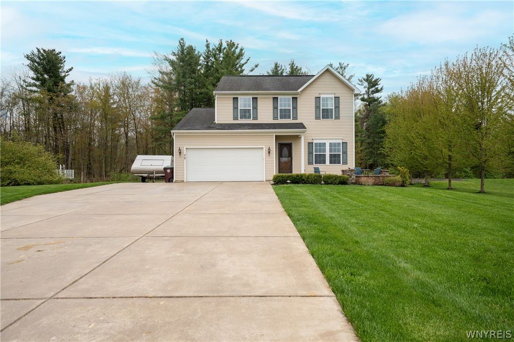 Photo of 75 Hilltowne Drive, Orchard Park, NY 14127 (MLS # B1678196)