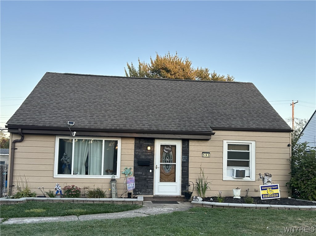 Tonawanda, New York 14150, United States, 4 Bedrooms Bedrooms, ,1 BathroomBathrooms,Residential,Active,228293