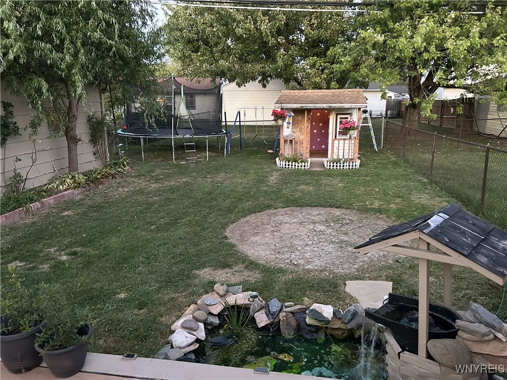 Tonawanda, New York 14150, United States, 4 Bedrooms Bedrooms, ,1 BathroomBathrooms,Residential,Active,228293