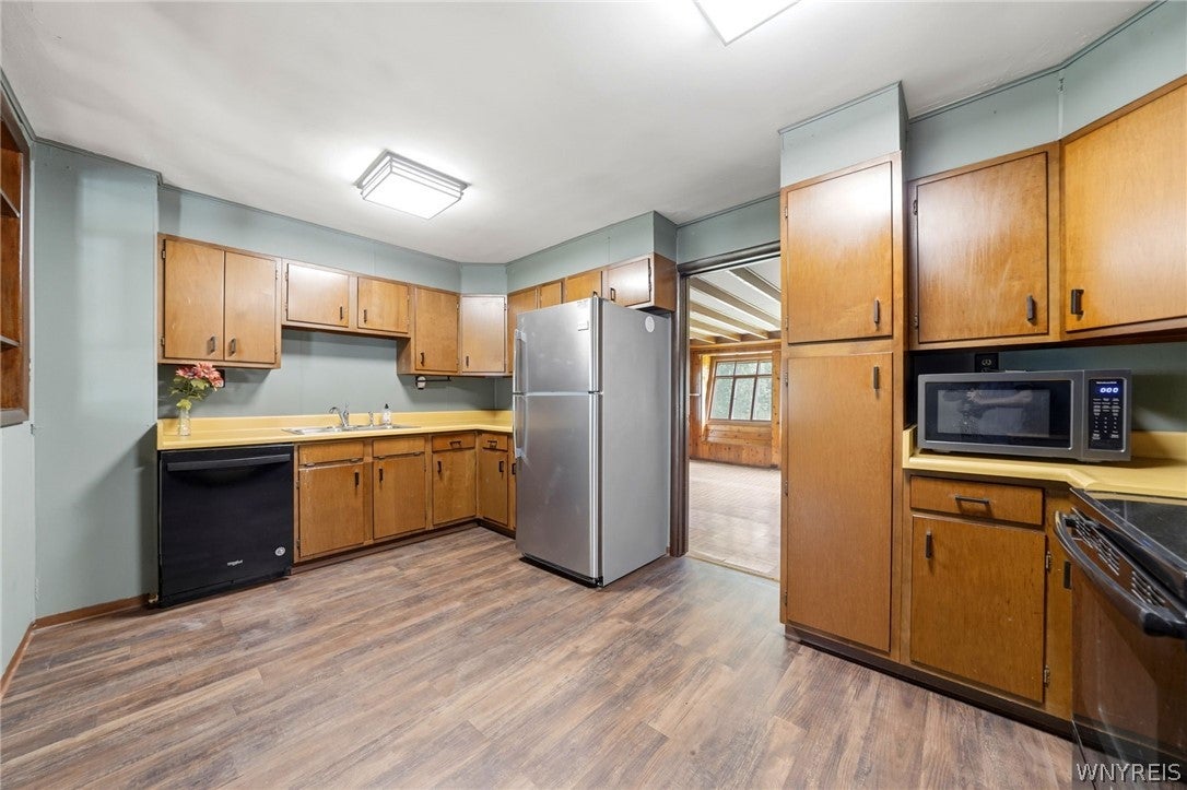 1141 Bowen Road