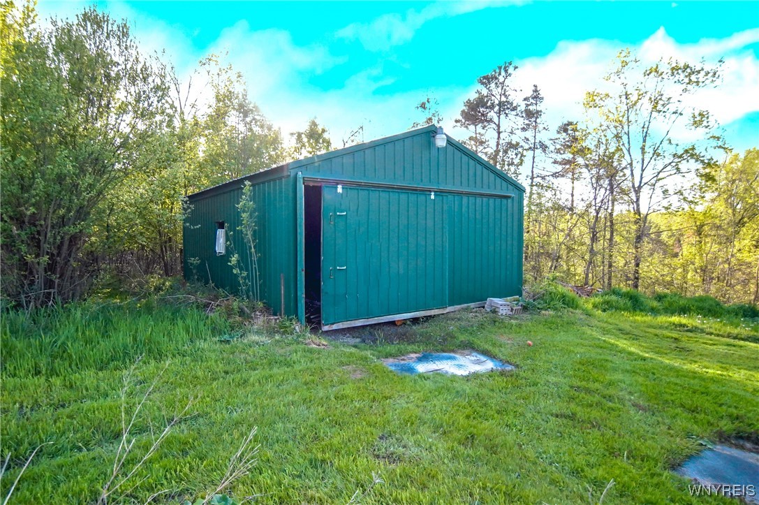 1934 East Middle Road, Sheridan, New York image 27