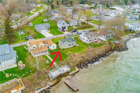 Homes For Sale - 179 Ontario Street<br/> Niagara County, Wilson, NY 14172