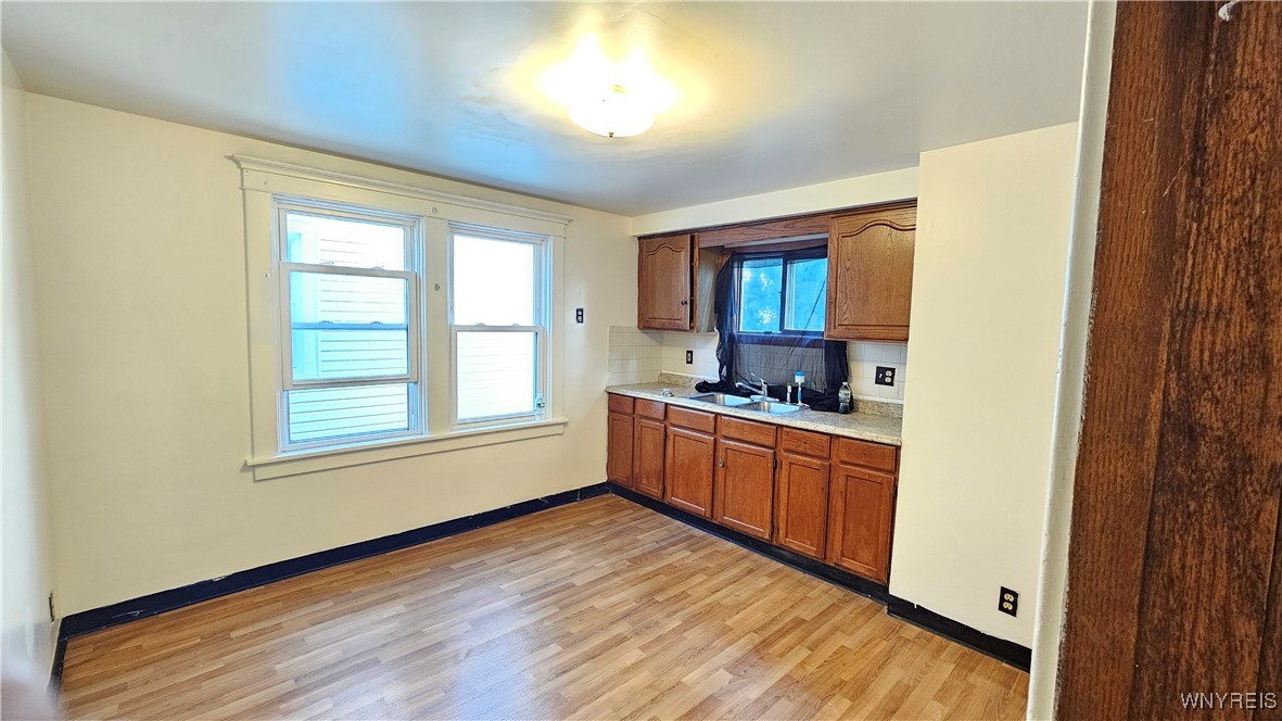 341 Dartmouth Avenue, Buffalo, New York image 8
