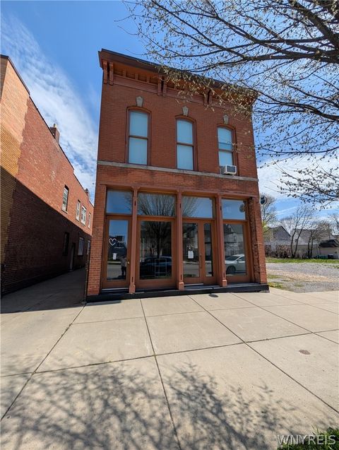 Multifamily For Sale - 577 Niagara Street<br/> Buffalo, NY 14201