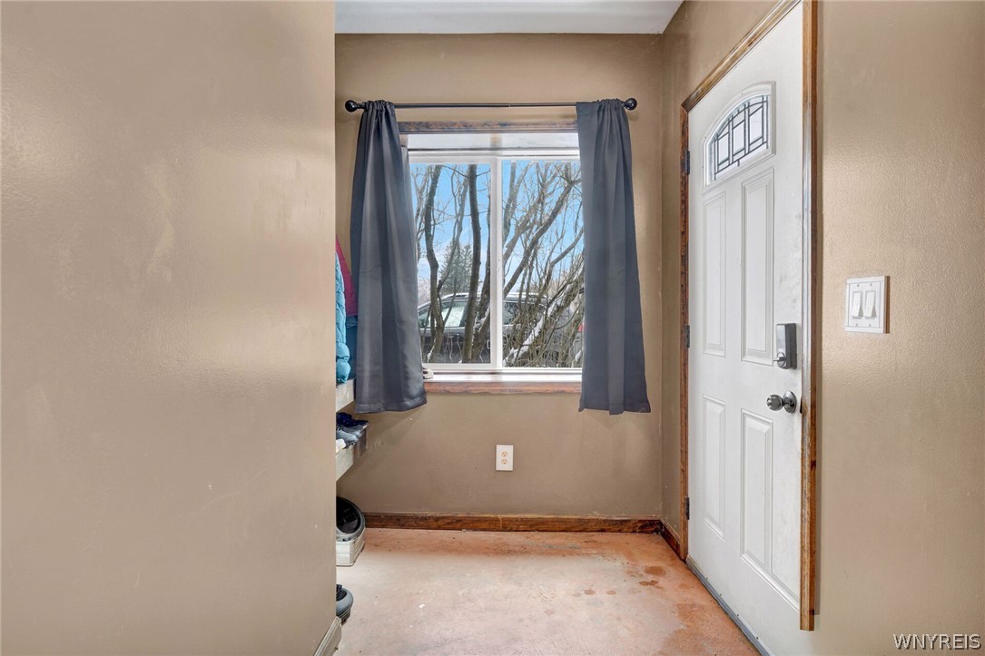 10043 Dutch Hill Road