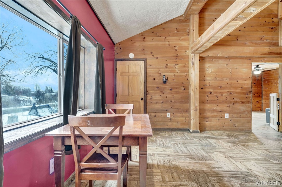 10043 Dutch Hill Road