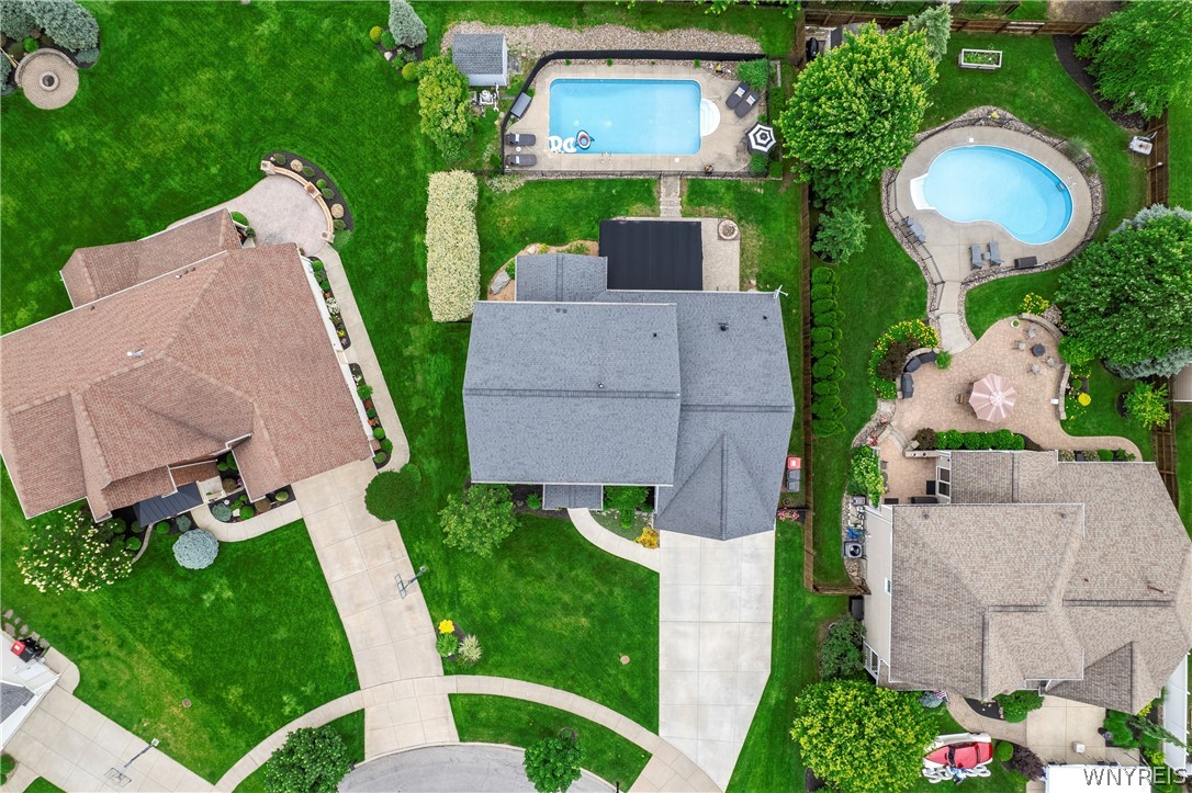 11 Heathrow Court