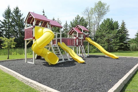 Tiny photo for 25 Spring Meadow Dr A-Plan Dr, Amherst, NY 14221 (MLS # B1714694)