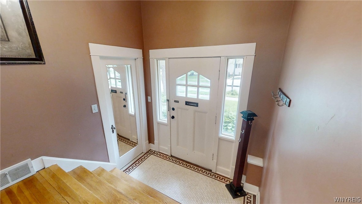 105 Hyledge Dr