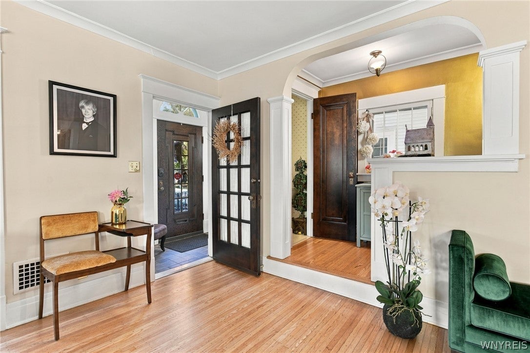 18 Groveland Street