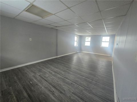 Tiny photo for 33 A Street, Niagara Falls, NY 14303 (MLS # B1655143)