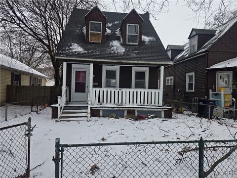 Photo of 33 A Street, Niagara Falls, NY 14303 (MLS # B1655143)