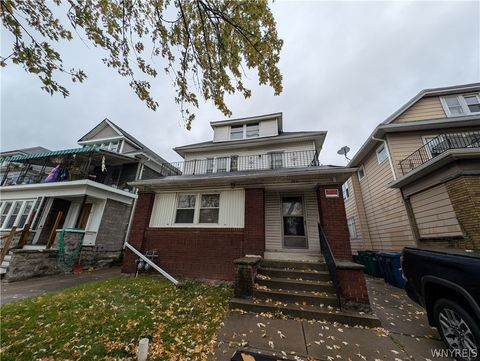 Photo of 222 Lisbon Avenue #Upper, Buffalo, NY 14215 (MLS # B1679197)