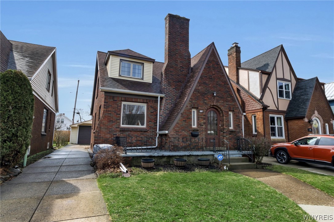 28 Woodward Avenue