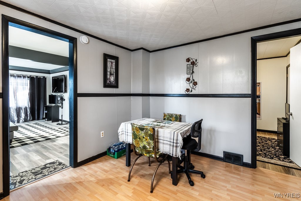 2762 Monroe Avenue, Niagara Falls, New York image 13