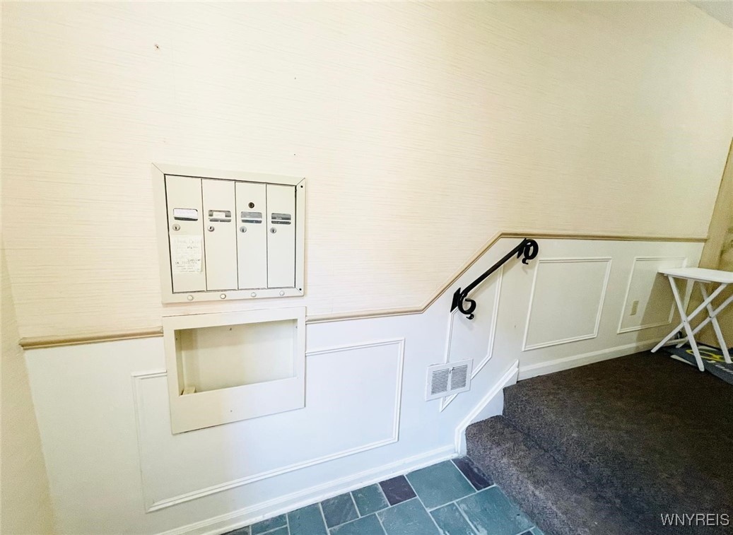 110 Charter Oaks Drive 3