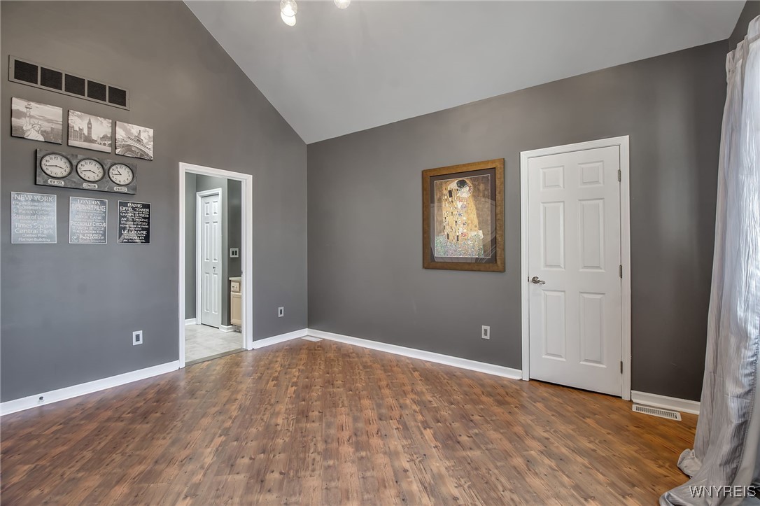 8825 Cambridge Court, Clarence, New York image 36