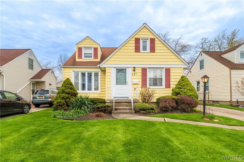 View Tonawanda-Town, NY 14150 house
