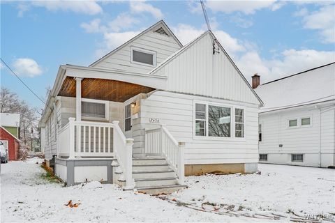 Photo of 2434 Weston Avenue, Niagara Falls, NY 14305 (MLS # B1654402)