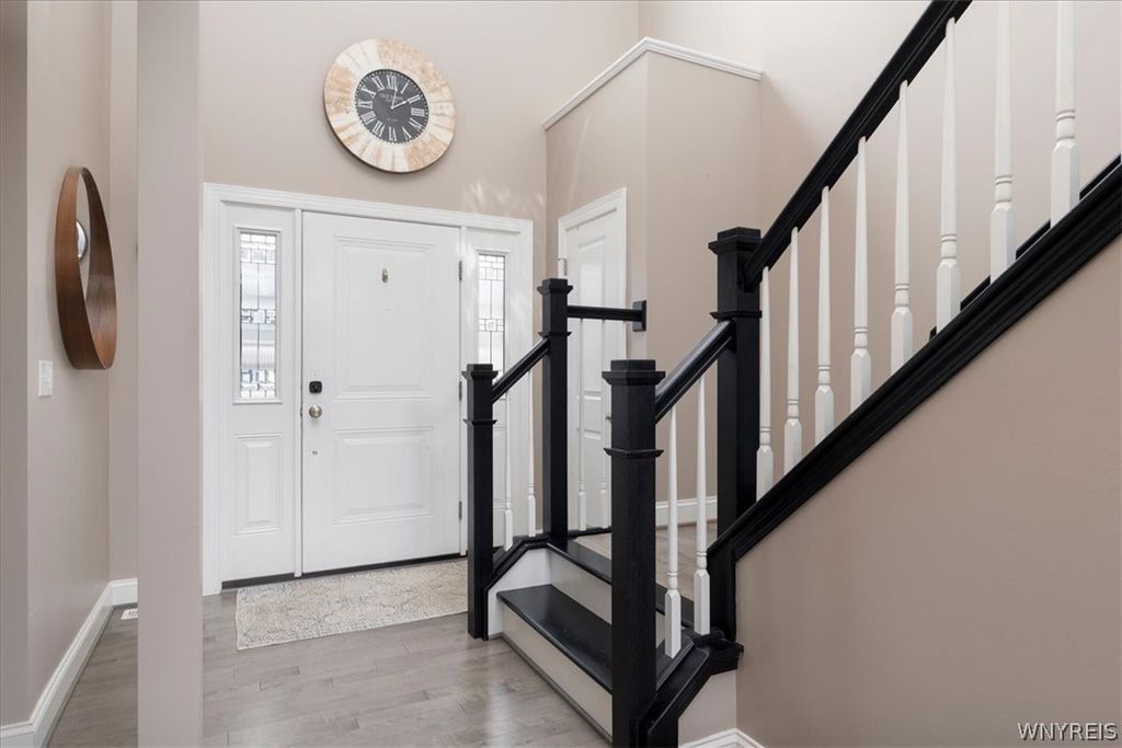 Photo of 91 Avalon Meadows Drive, Amherst, NY 14051 (MLS # B1666161)