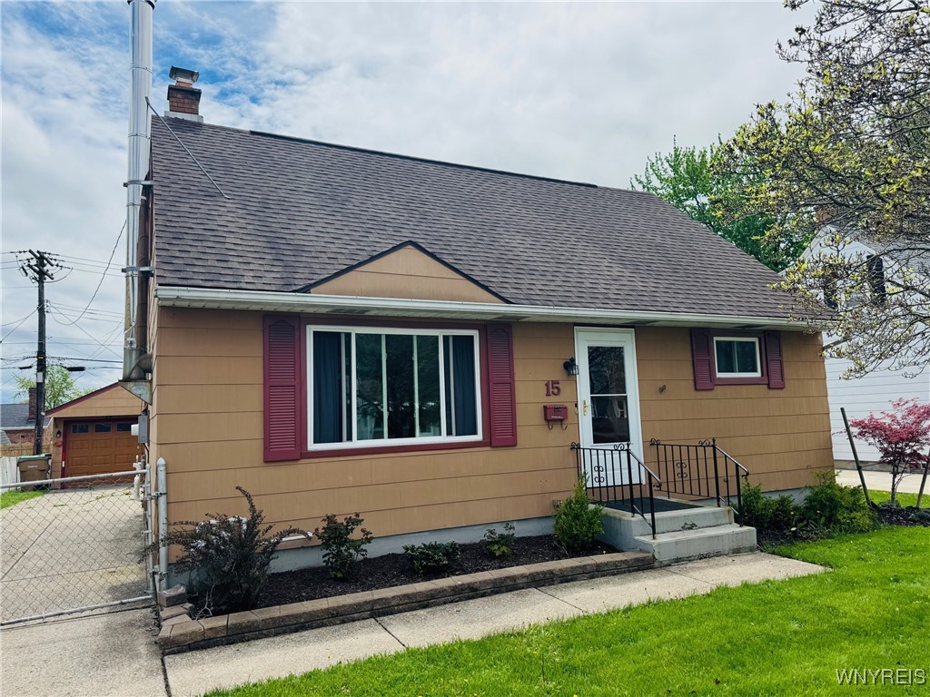 15 Harris Court, Cheektowaga, New York image 1