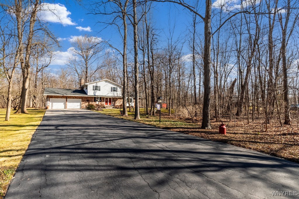 2079 Bush Road, Grand Island, New York image 3