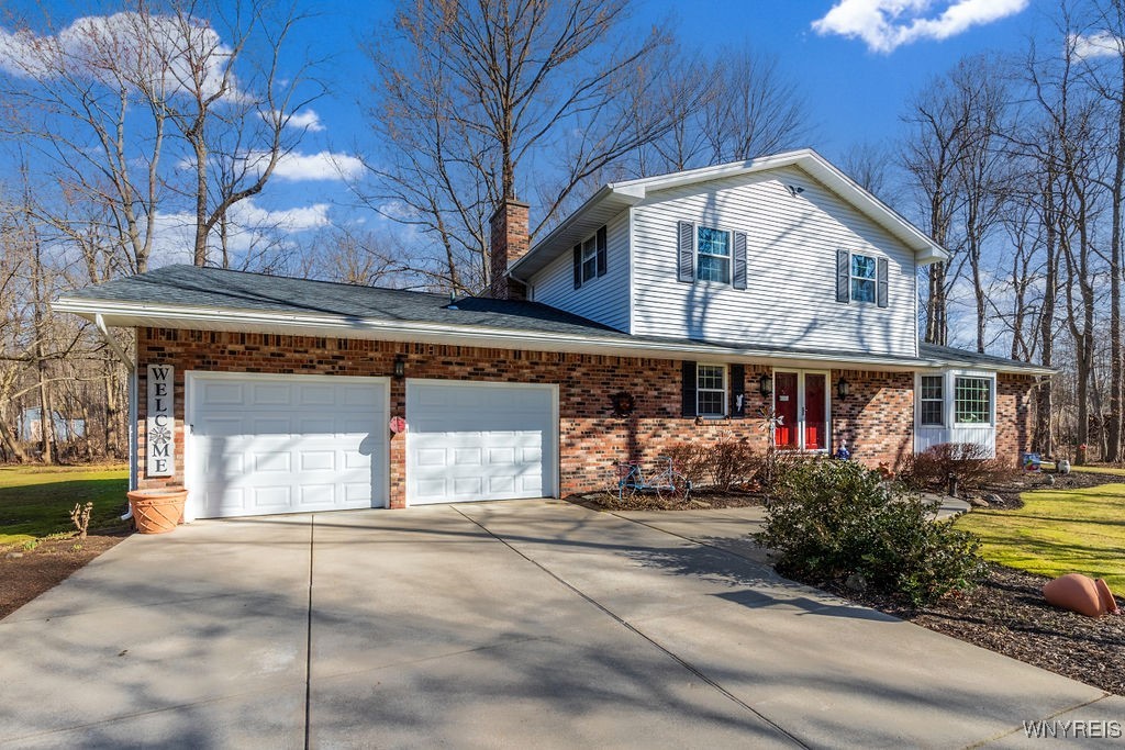 2079 Bush Road, Grand Island, New York image 2