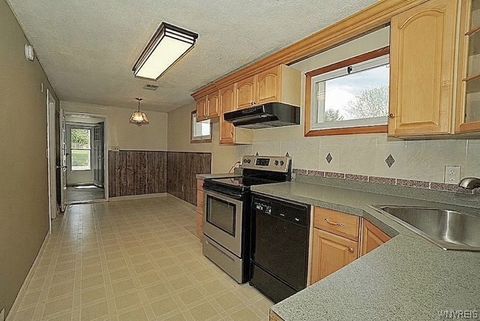 Tiny photo for 48 Skyline Drive, Newstead, NY 14001 (MLS # B1685004)