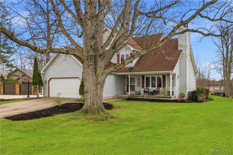 Homes For Sale - 148 Timberlink Drive<br/> Erie County, Grand Island, NY 14072