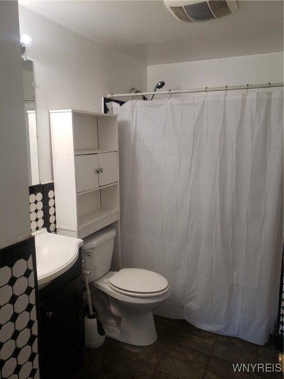 Ridgeway, New York 14103, United States, 5 Bedrooms Bedrooms, ,1 BathroomBathrooms,Residential,Active,236820