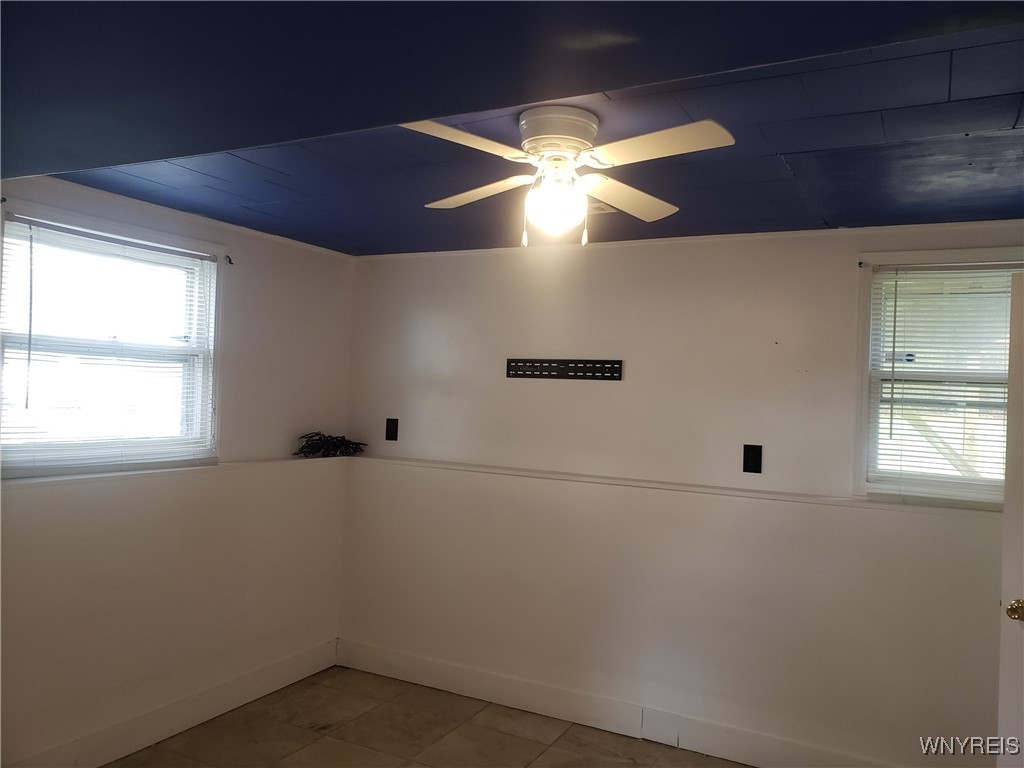 Ridgeway, New York 14103, United States, 5 Bedrooms Bedrooms, ,1 BathroomBathrooms,Residential,Active,236820